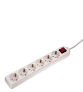 reiseblogger-travelblogger-österreich-blog-adapter-steckdose