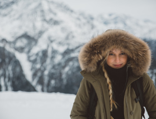 Warmes Schneeoutfit zum Wandern oder Apres Ski